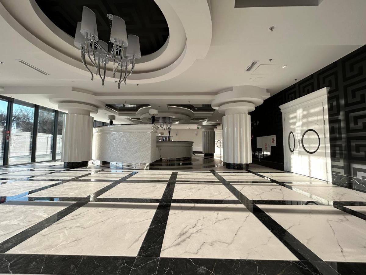 Hanza Tower Home4U 什切青 外观 照片